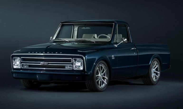 chevrolet_c10_restomod---1.JPG